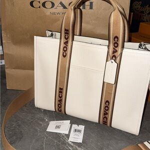 Authentic Coach Smith Leather Smith Tote Bag Chalk/Silver